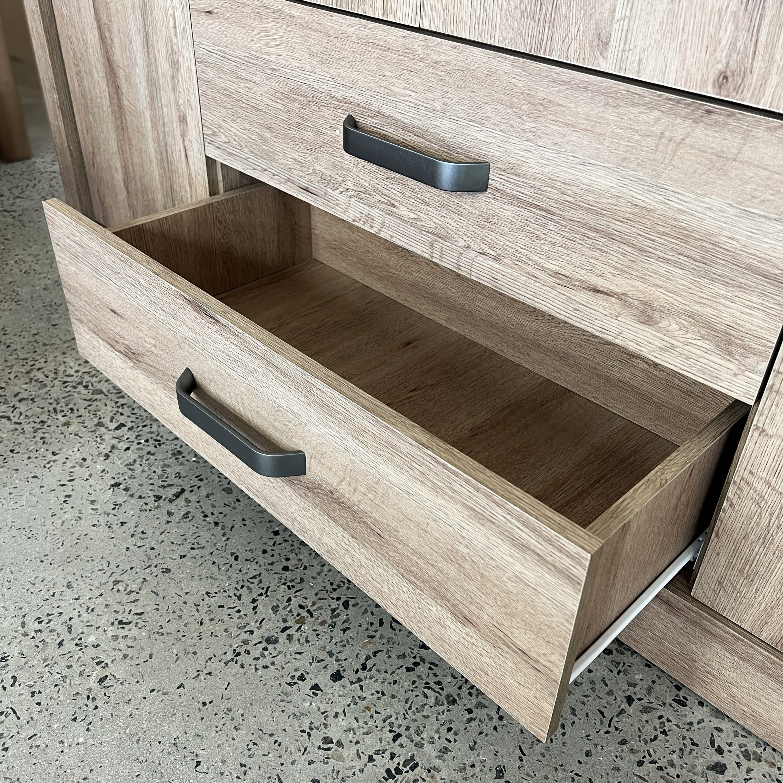 Olivos - Wardrobe Olivos - Wardrobe