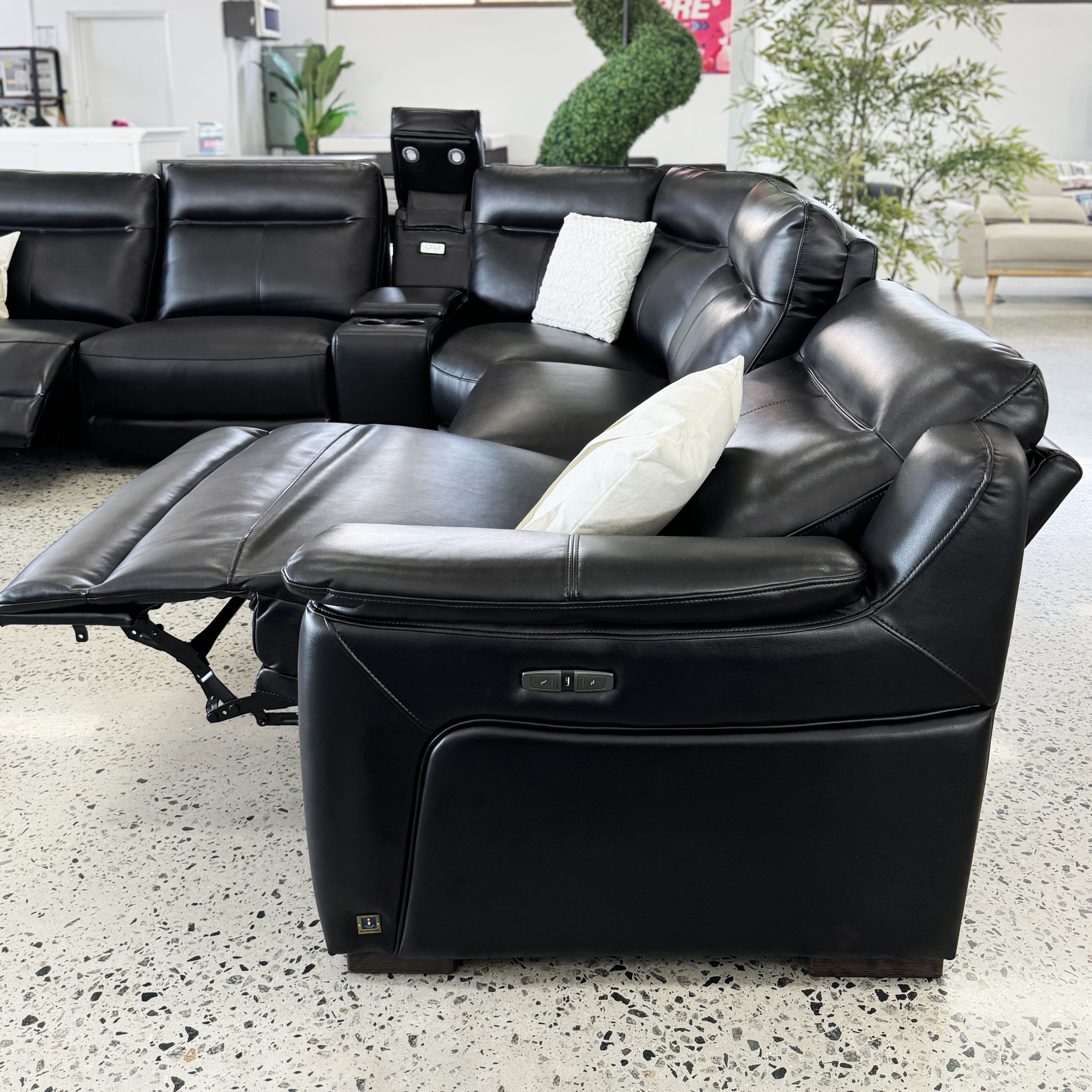 The Viking Black Leather The Viking Black Leather