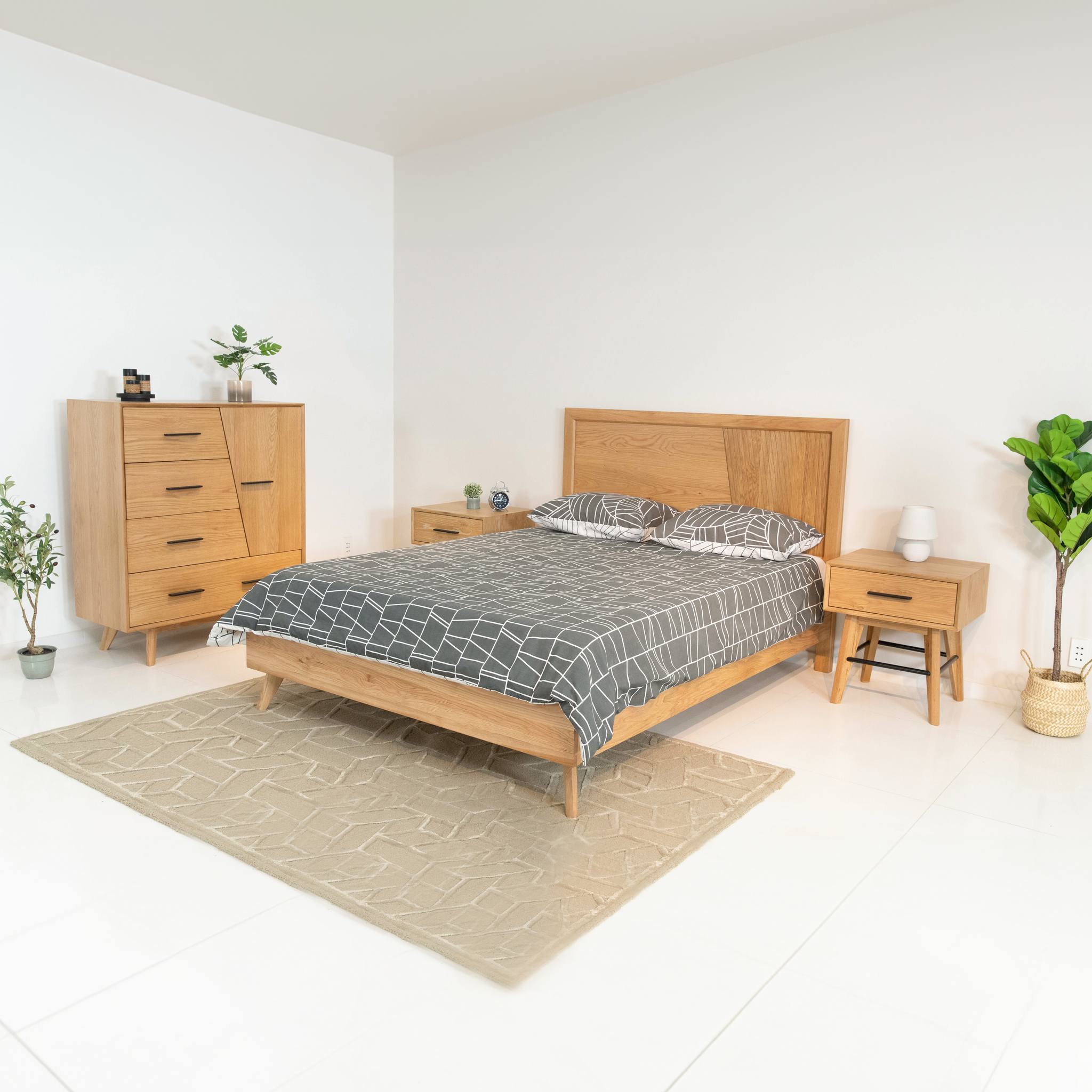 WINCHESTER BED 1