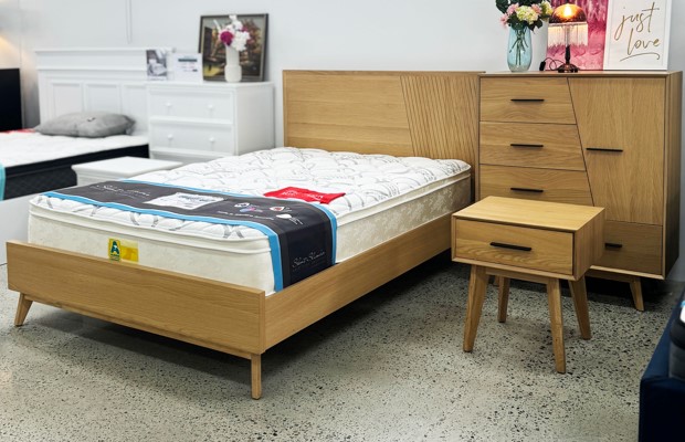 WINCHESTER BED