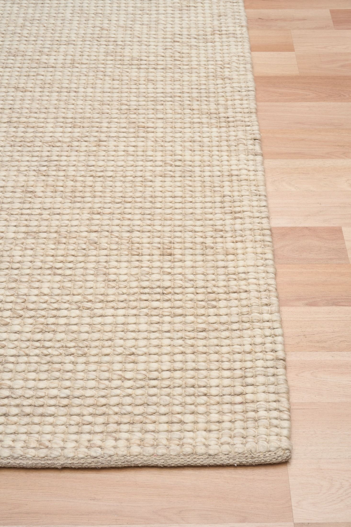 dasha_beige_corner