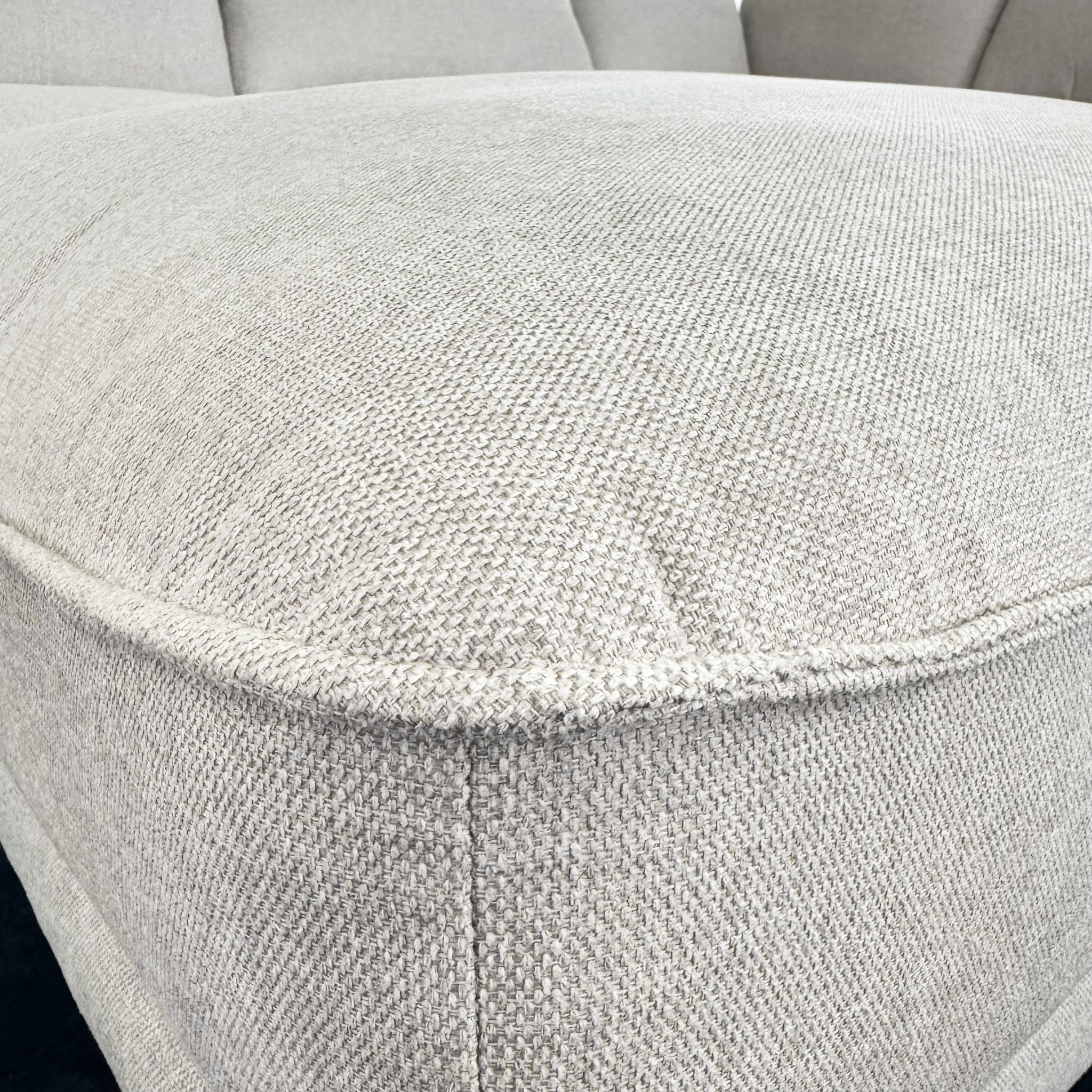 logan beige 7