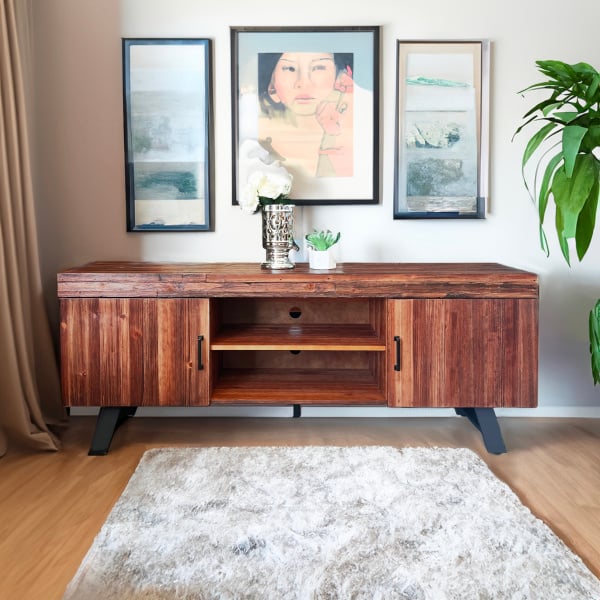 Azizona – TV Unit
