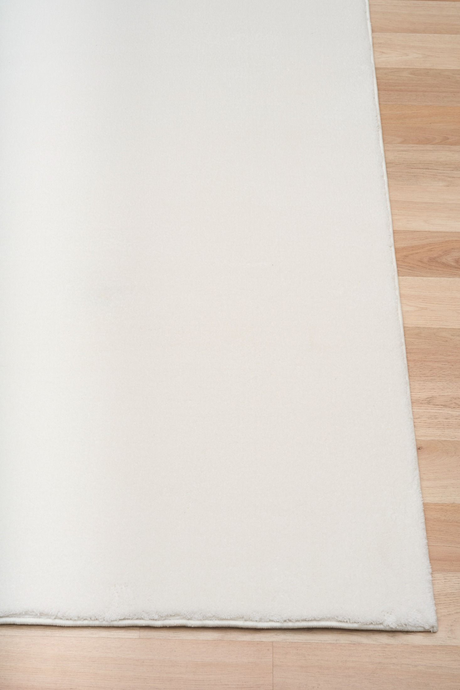 lune_casper_corner_sq
