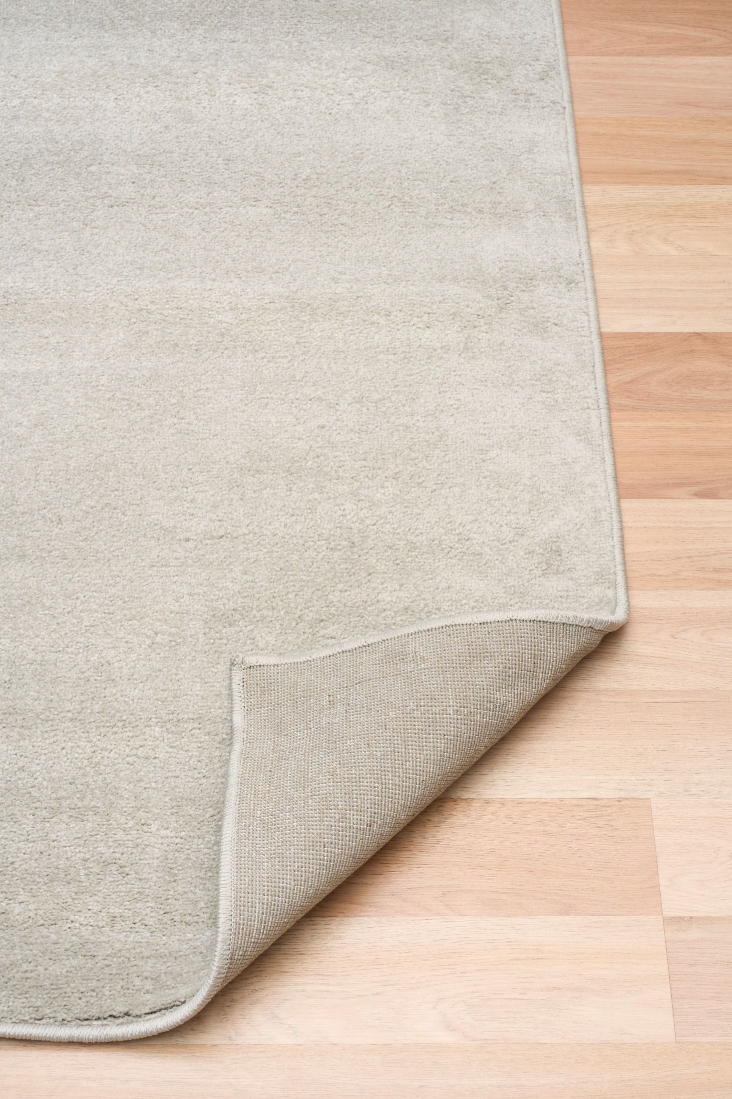 cyrus_ash_corner2