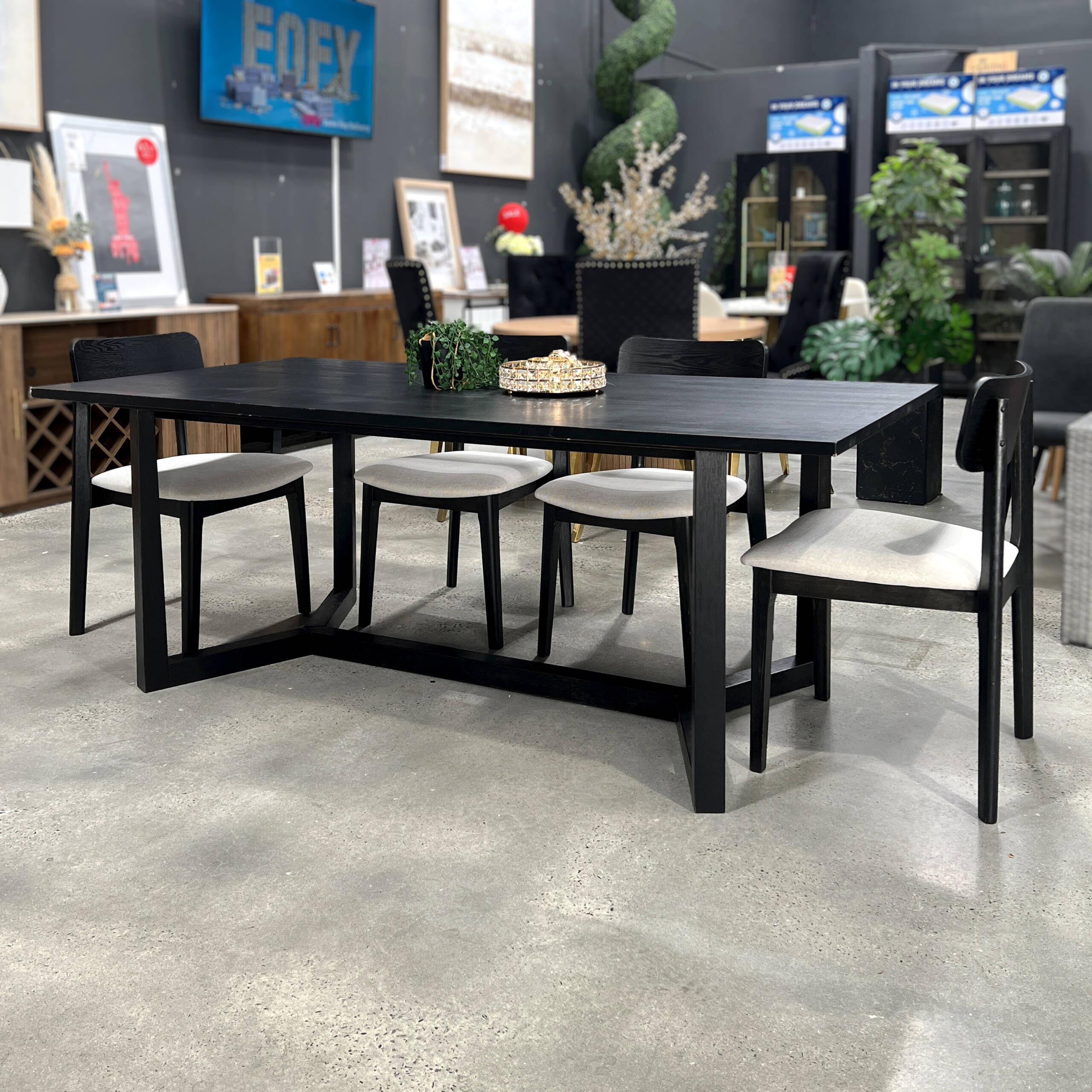 Welho Dining Set (3)