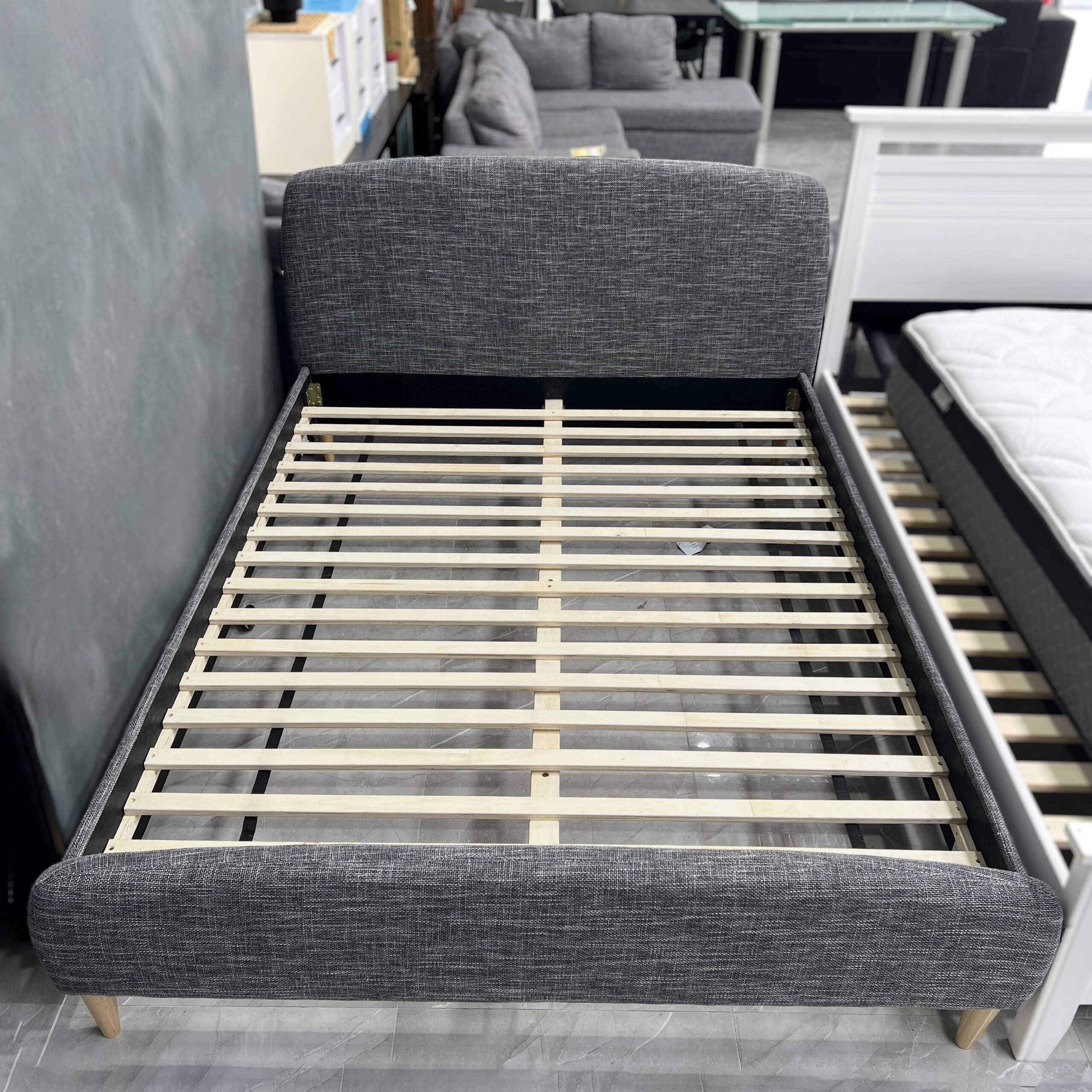 Bobby Queen Bed Frame (1)