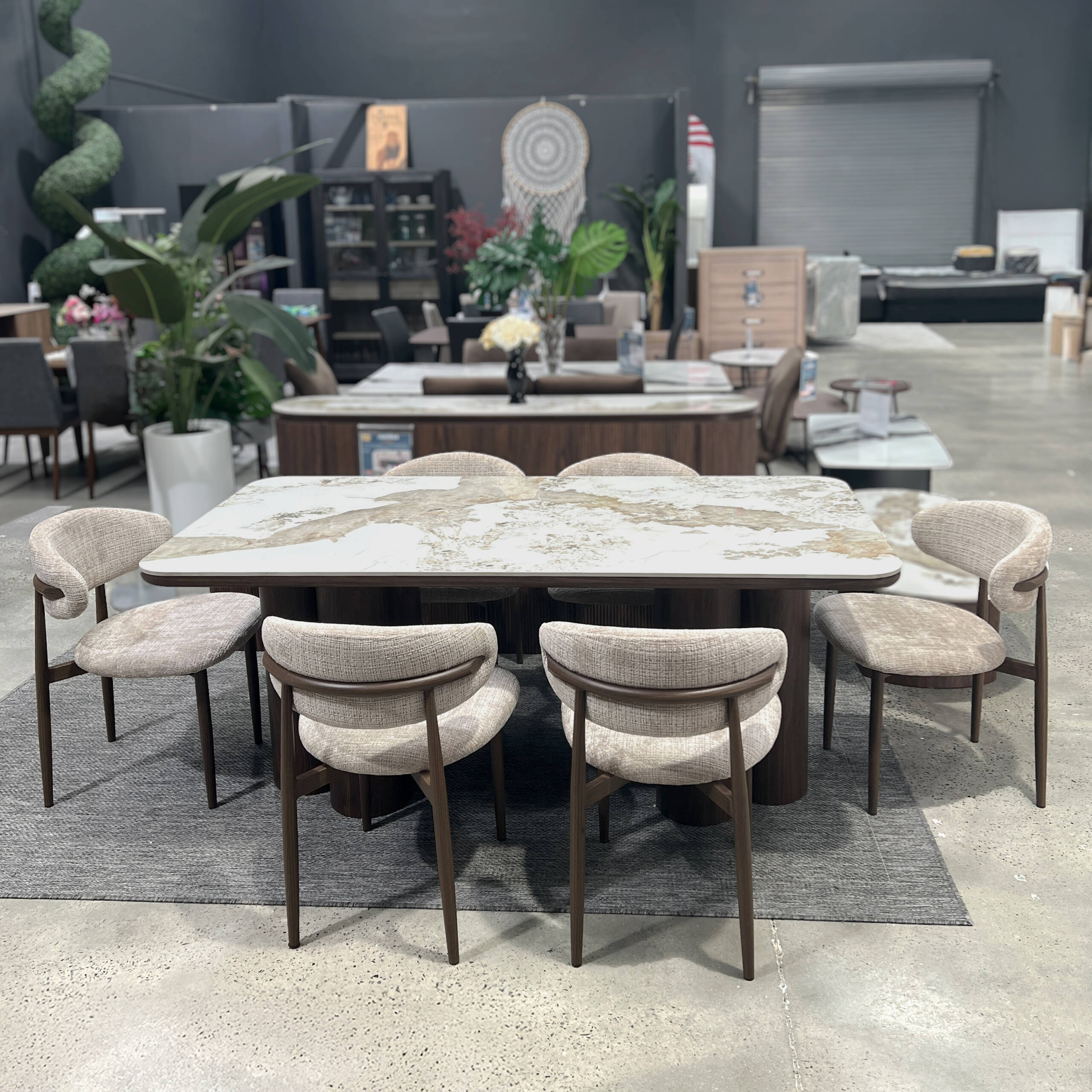 Hanna Dining Set (5)